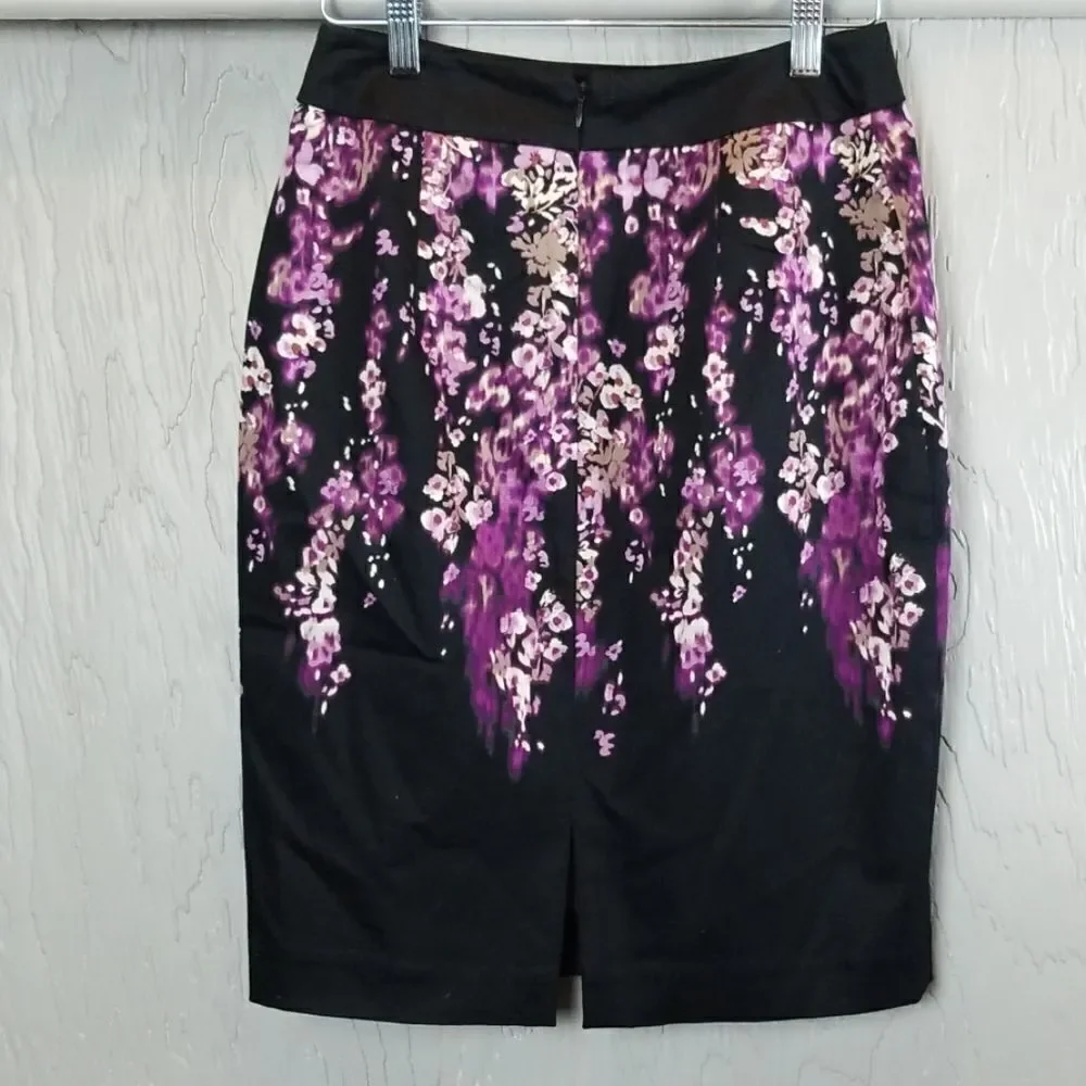 🖤5/$20🖤 Worthington black and purple skirt
